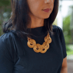 Colar esferas Capim Dourado e SementeTiririca